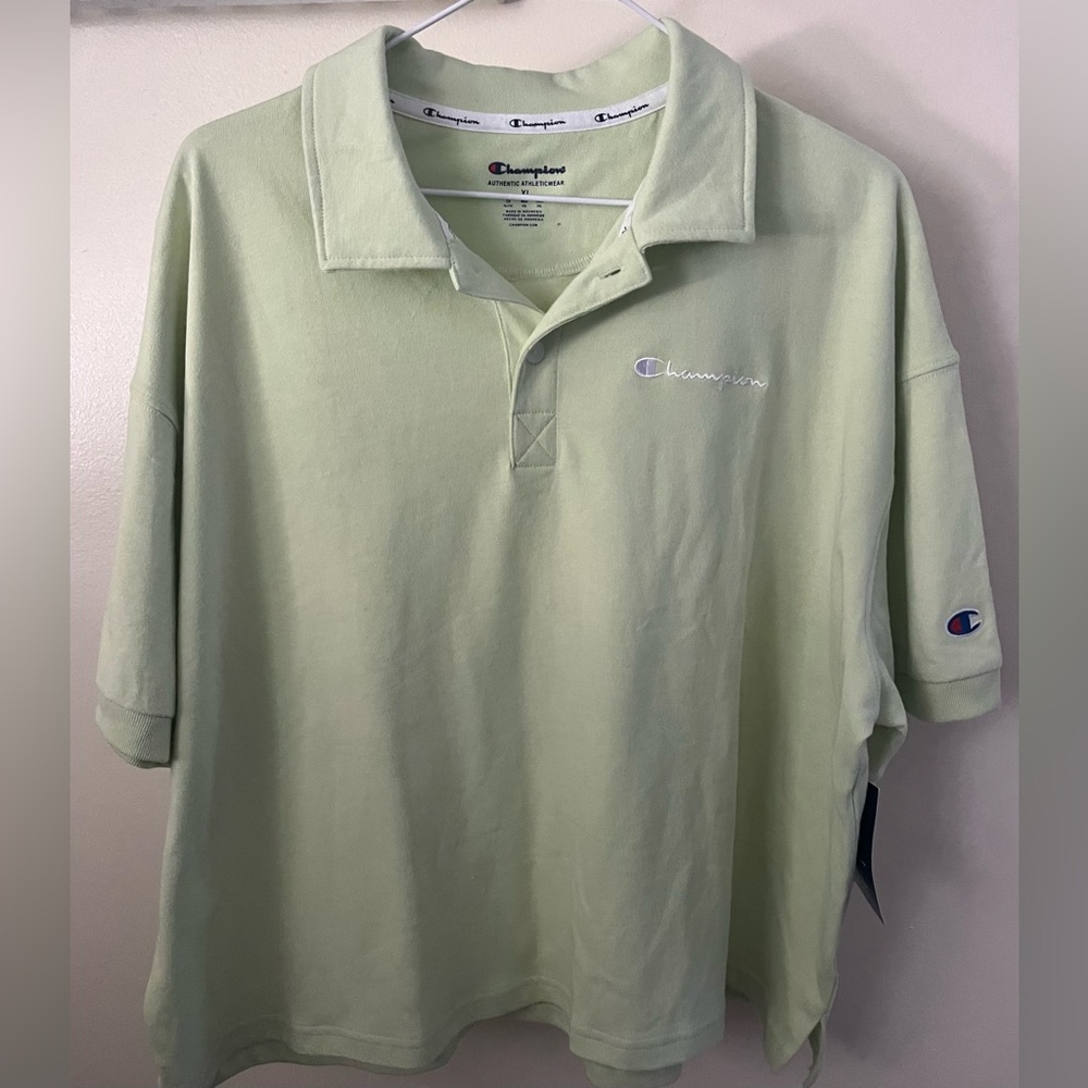 Champion Women’s Lot of
2 Tops NEW
